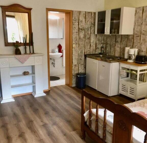 Номер Стандарт Вид на Сад, Waldnest Odenwald