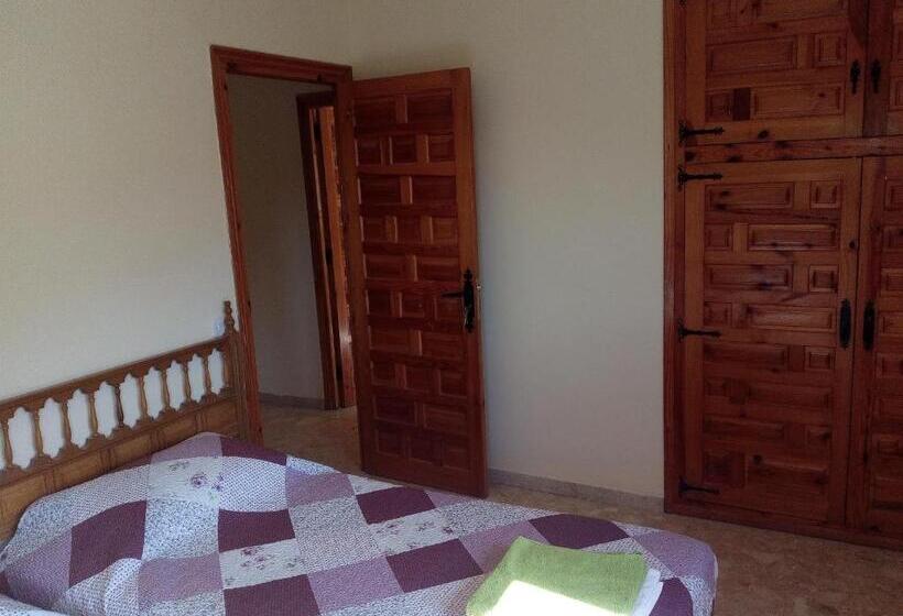 共用房间的床, Villa Garibaldi