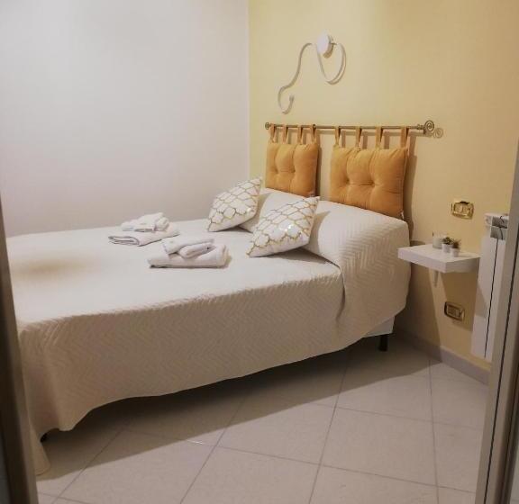 اتاق استاندارد با تخت بزرگ, B&b Regina Del Porto