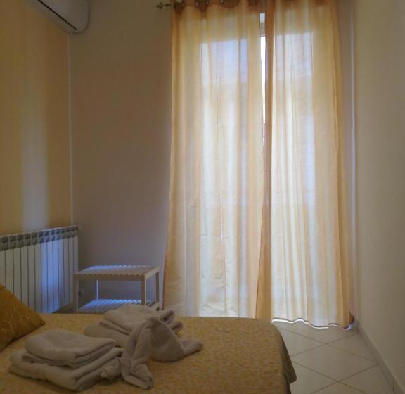 اتاق استاندارد با تخت بزرگ, B&b Regina Del Porto