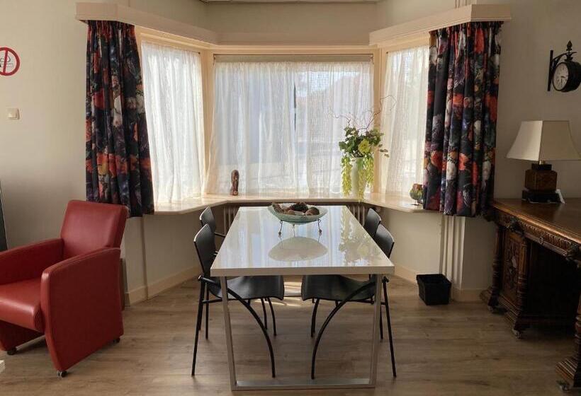 Апартаменты 2 Спальни, Rumah Senang