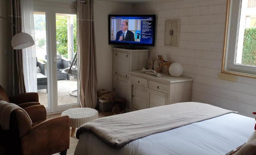 Cameră Standard cu Terasă, Au Nid Cosy D Isa A Gerardmer Vosges   Spas Privatifs
