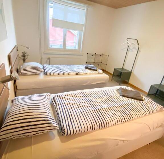 Апартаменты 1 Спальня, Neb Thun Lodge`s Appartement 1 Hilterfingen Ringstrasse 6