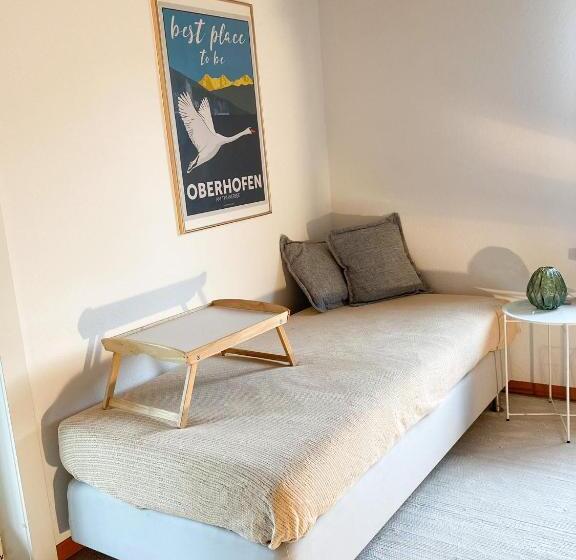 Апартаменты 1 Спальня, Neb Thun Lodge`s Appartement 1 Hilterfingen Ringstrasse 6