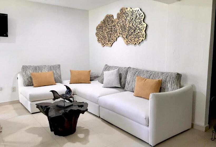 Quarto familiar vista jardim, Marina Suites By Andiani Travel