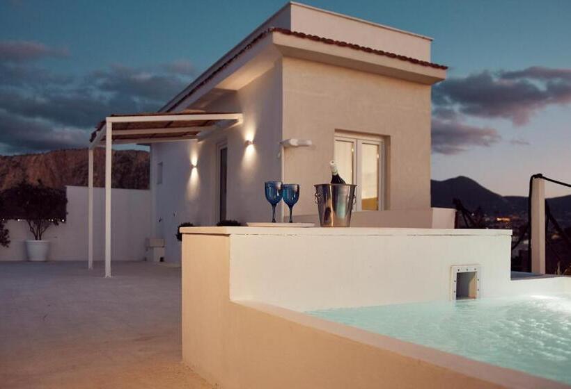Полулюкс с Бассейном, Sea View Life