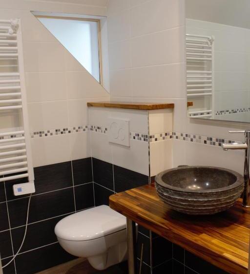 اتاق استاندارد با تخت بزرگ, Chambres D’hôte Le Breuil