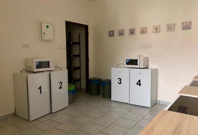 Четырехместный Номер Стандарт, Penzion Pod Hamižnou