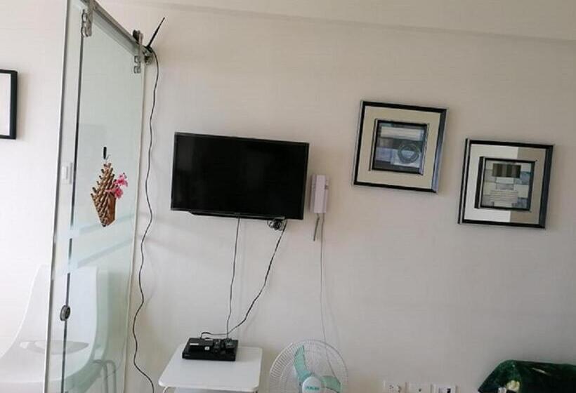 １ベッドルームのデラックスアパートメント, Wind Residence T4 A Near Taal Skyranch Tourist Spot