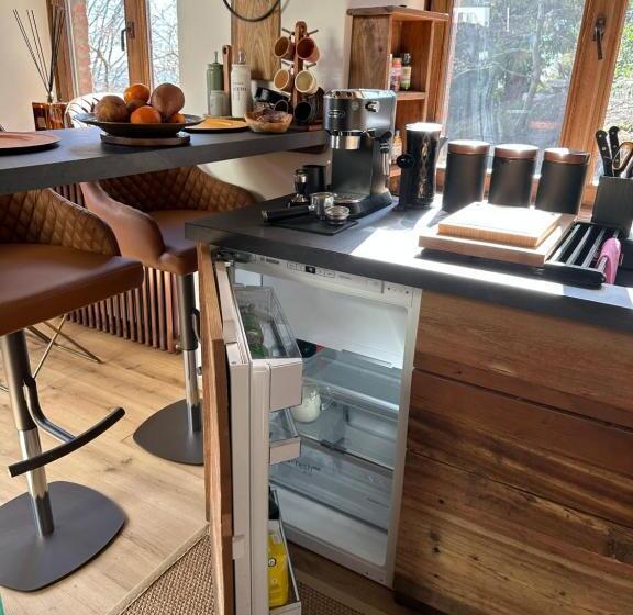 1 Bedroom Apartment Lake View, Private Luxury Spa & Silence Retreat With Spectacular View Over The Lake Maggiore