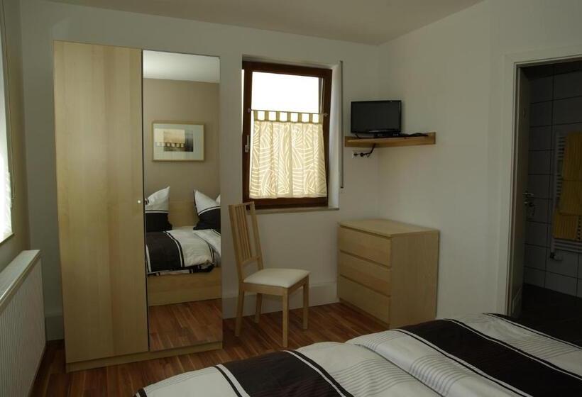 Номер Стандарт, Gästezimmer Zwischen Neckar Und Enz