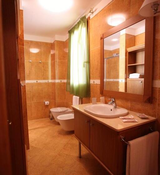 Четырехместный Номер Стандарт, Borgo Don Chisciotte
