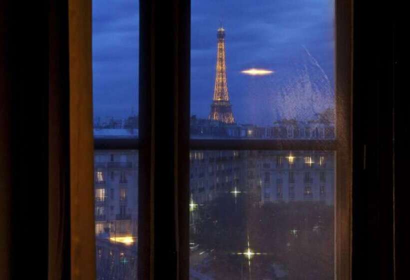 Люкс с Видом, First Hotel Paris Tour Eiffel