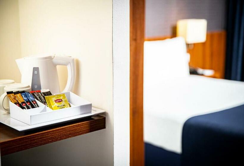Номер Стандарт, Holiday Inn Express Amsterdam   Sloterdijk Station, An Ihg