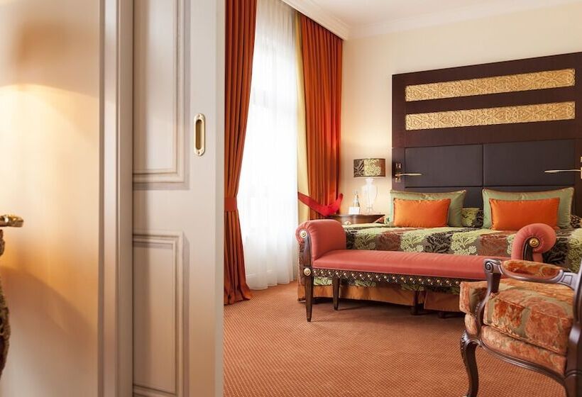 Люкс, Relais & Chateaux Bulow Palais