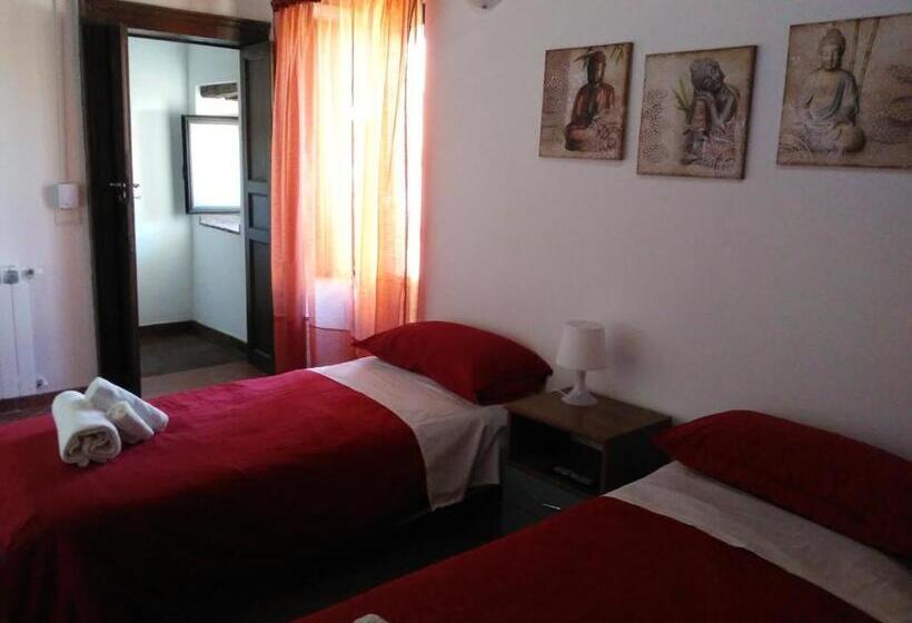 Номер Стандарт, B&b Piazza San Benedetto