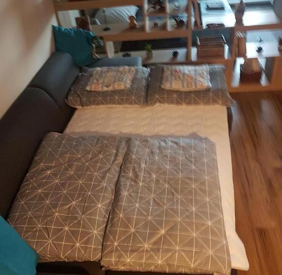 Апартаменты 1 Спальня, Apartman Bibka