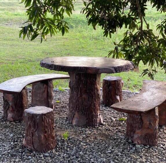 Люкс Повышенной Комфортности, Michaels Homestay   Farm Villa Nr Patar Beach & Bolinao Falls