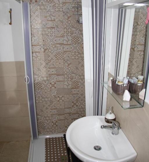 Трехместный Номер Стандарт с Балконом, B&b Casa Rosola