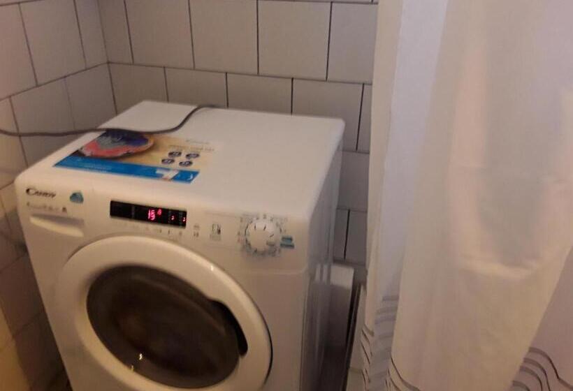 Люкс, Tunnel Family Apartmanház Pécs