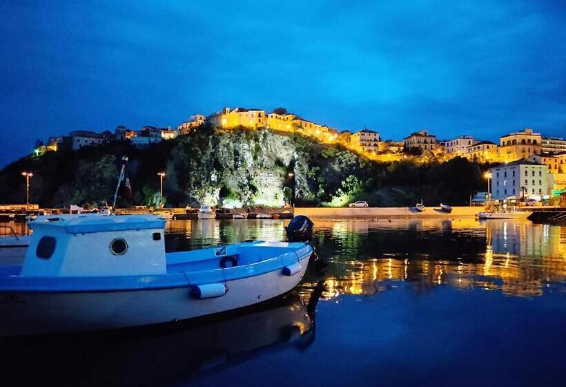 اتاق استاندارد با تخت بزرگ, Kirillos In Cilento