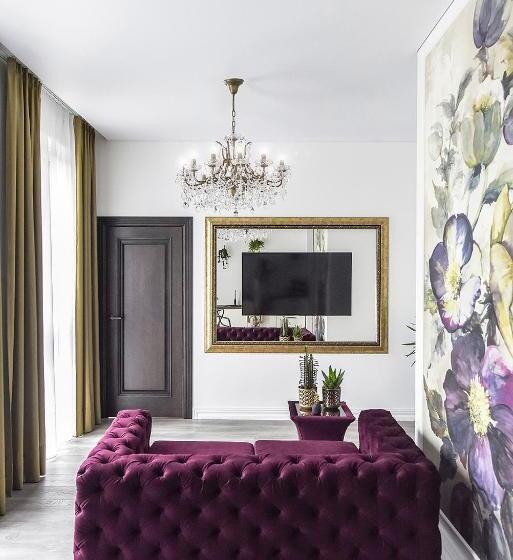 آپارتمان 1 خوابه با بالکن, Four Luxury Flats