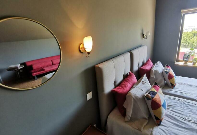 Студия Deluxe, Guest House Eça Agora!