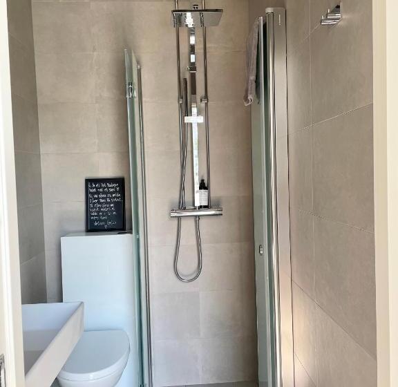 Номер Стандарт Вид на Озеро, Berglings Boutique Hotell