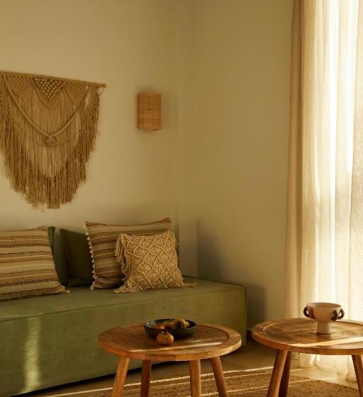 Люкс с Бассейном, Absolute Kiotari Resort