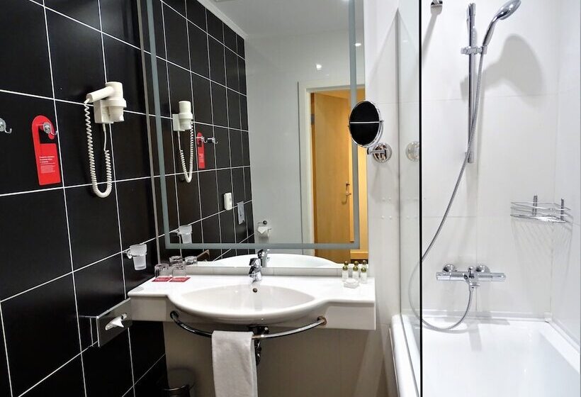 اتاق استاندارد, Ramada Hotel & Suites By Wyndham Alabuga