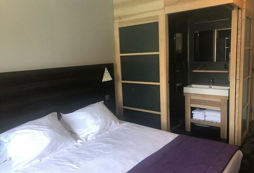 Номер Стандарт, Logis Hotel Restaurant Spa Les Oliviers