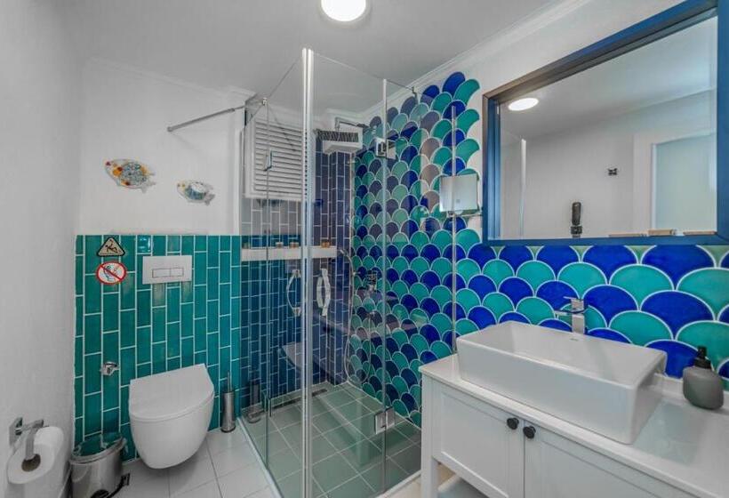 سوییت خانوادگی, Ece Marina Suites
