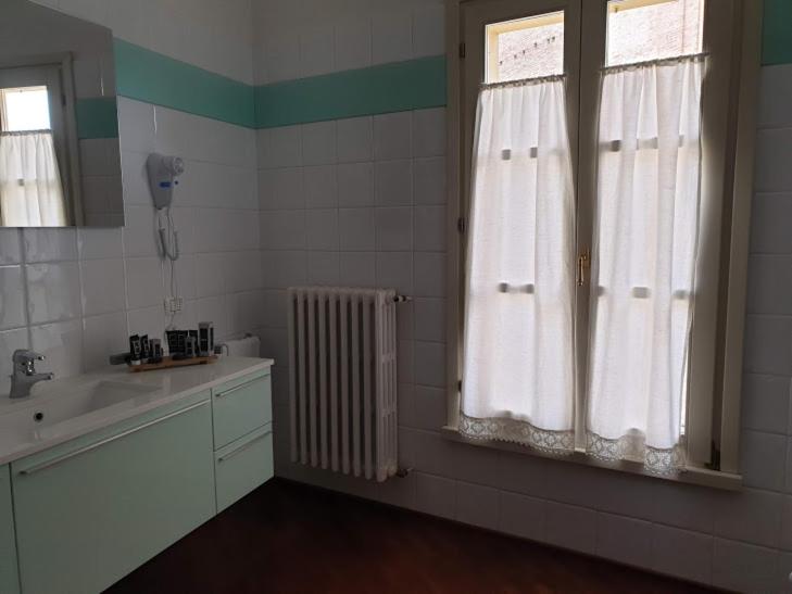سوییت جونیور با بالکن, Locanda Al Portone