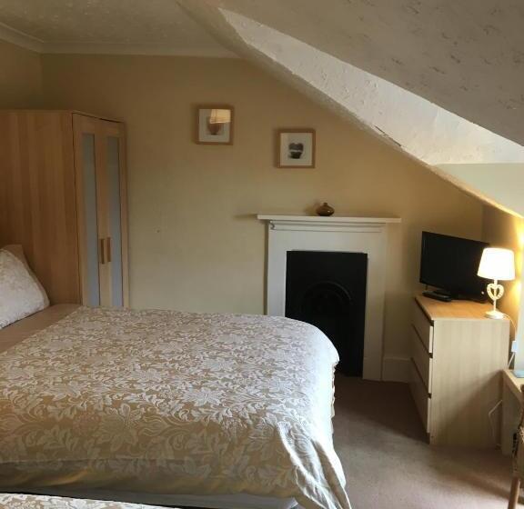 Семейный Номер, The Townhouse B And B