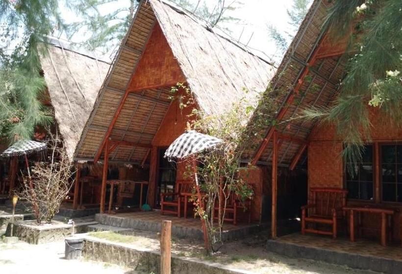 Бунгало Стандарт Вид на Сад, Madu Tiga Beach And Resort