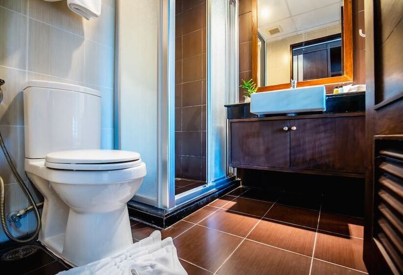 Номер Deluxe, Ratana Hotel Chalong