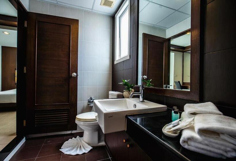 Люкс 2 Спальни, Ratana Hotel Chalong