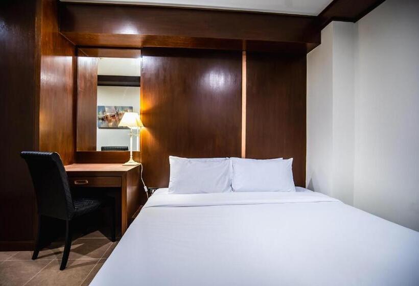 Люкс 2 Спальни, Ratana Hotel Chalong