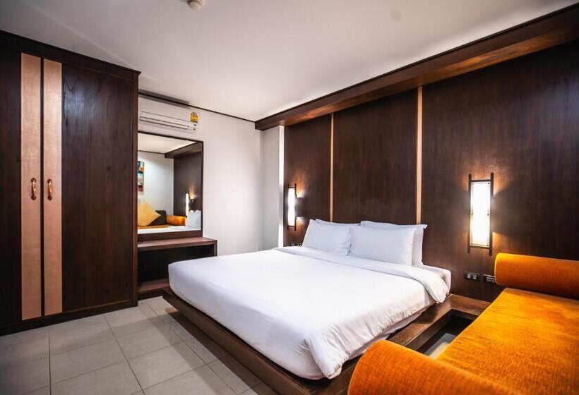 Люкс Вид на Море, Ratana Hotel Chalong