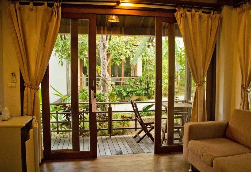 Бунгало Deluxe, Sasitara Residence