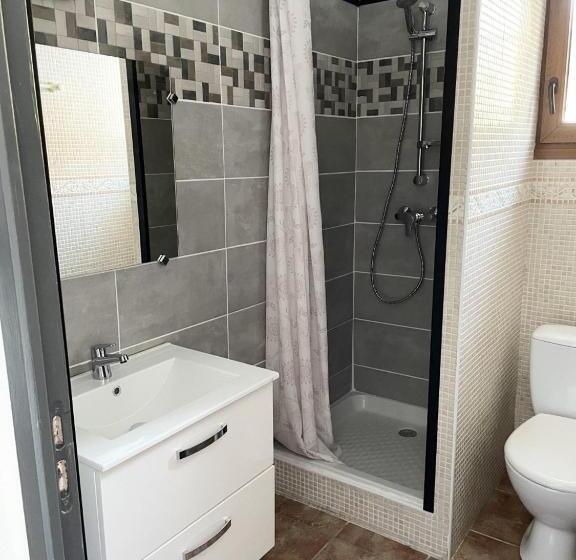 Апартаменты 2 Спальни, Chez Maguy Chambres D Hôtes Et Appartements