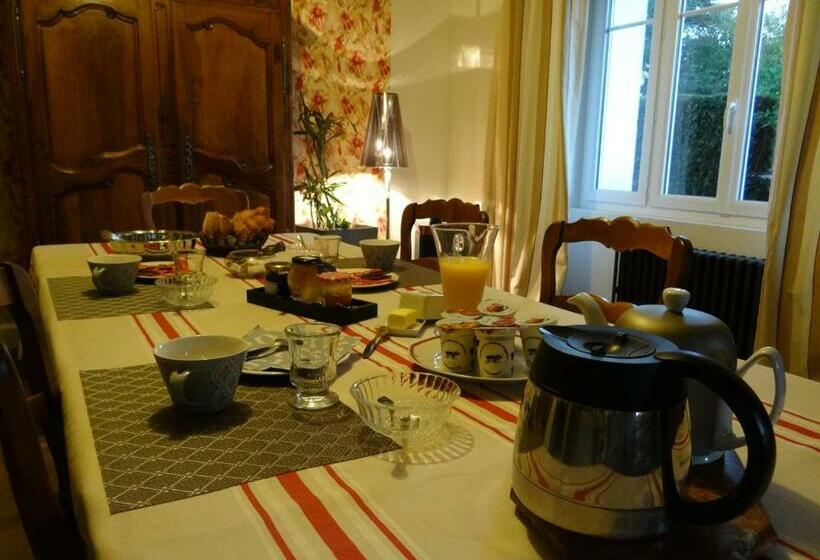 Номер Deluxe, Les Tilleuls   Chambres D Hôtes   La Rochefoucauld