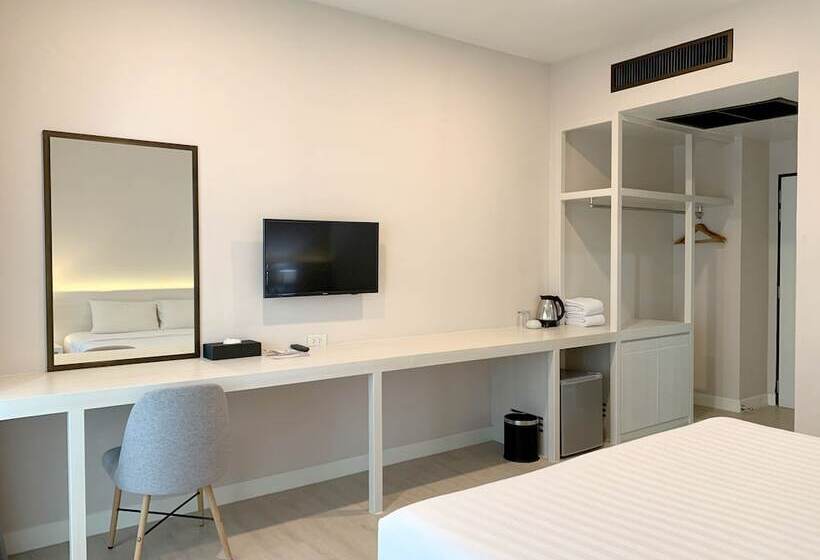 Номер Deluxe, Amata Patong