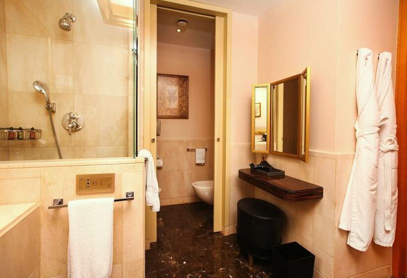 חדר פרמיום, Four Seasons Hotel Beirut