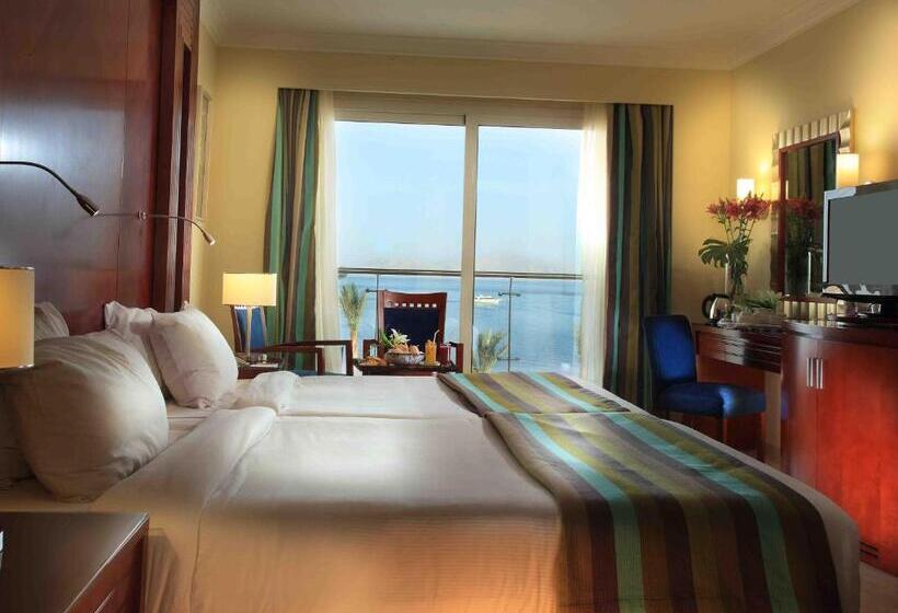 سوئیت پرزیدنت, Xperience Sea Breeze Resort
