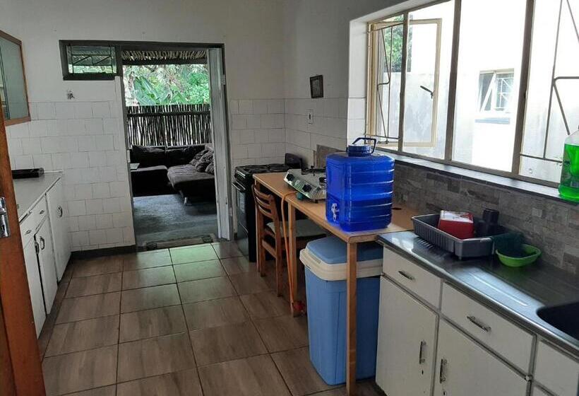 스탠다드 룸, Elephant Walk Guesthouse And Back Packers