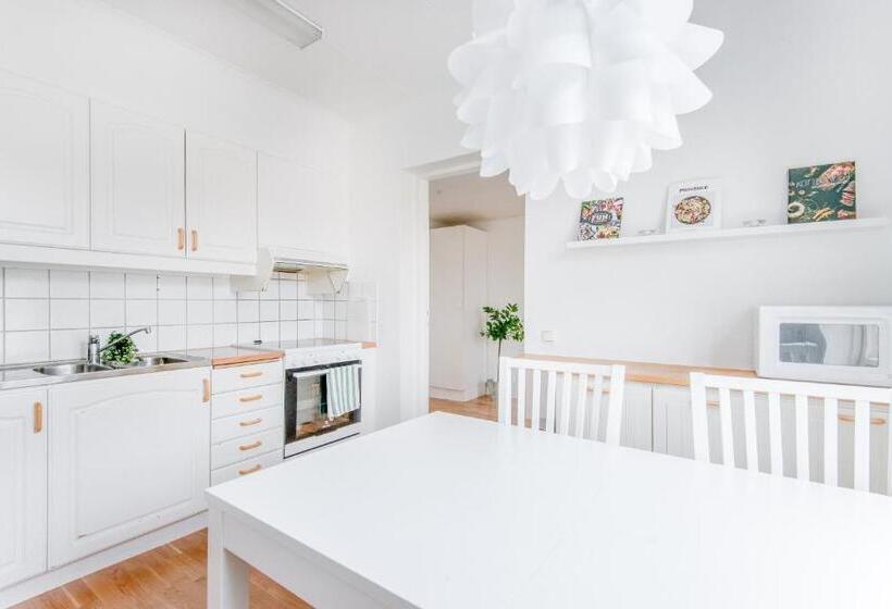 1 Sovrums Deluxe Lägenhet, City Apartments In Jonkoping