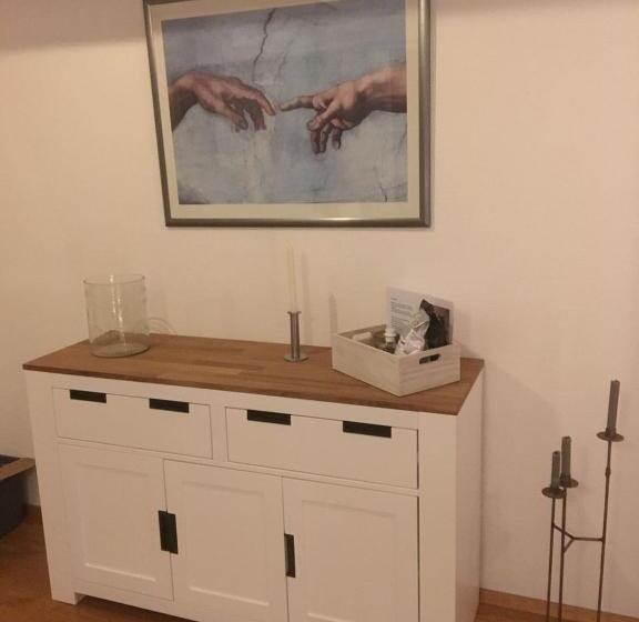带1个卧室的顶楼公寓, Gästehaus/fewos/boardinghaus Lüneburg Süd