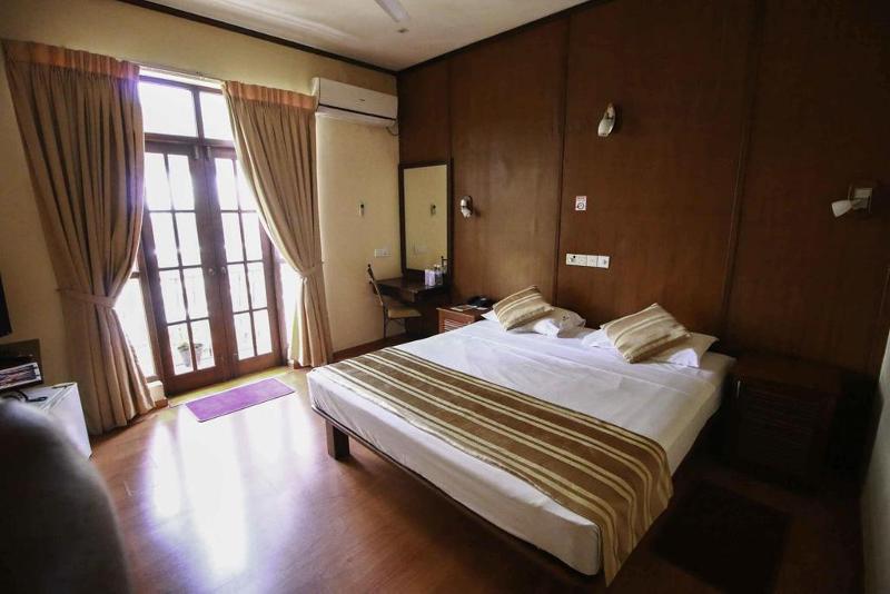 Номер Стандарт, Colombo City Hotels  Ltd