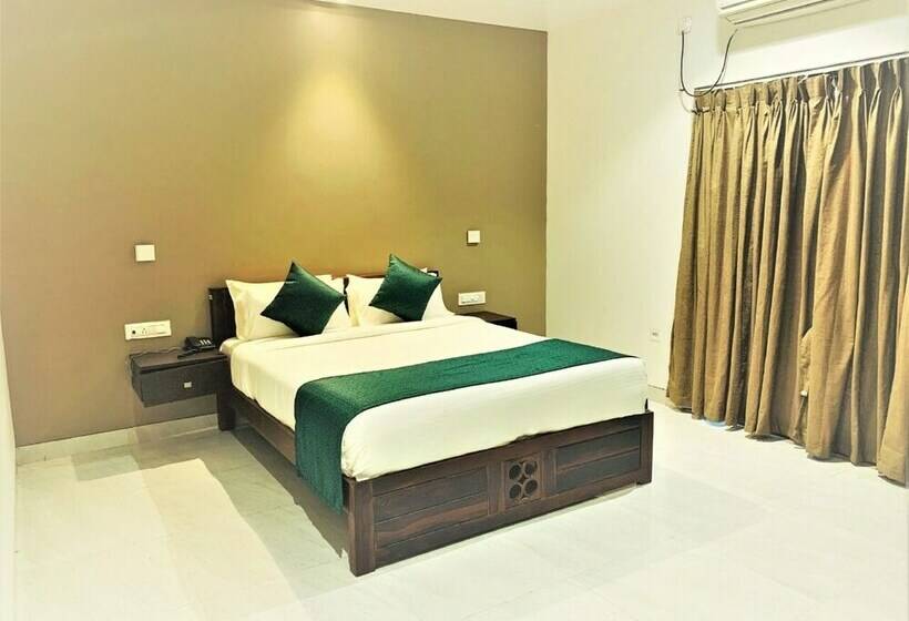 اتاق لوکس, Peninsula Beach Resort